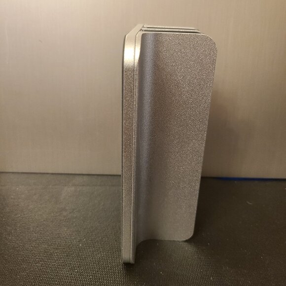 OMOTON ADJUSTABLE DOUBLE VERTICAL LAPTOP STAND- SILVER ALUMINUM DOCK - Picture 10 of 12